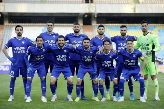 فوتبالیست معروف و همسرش بازداشت شدند