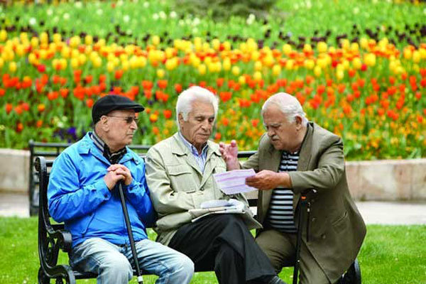 دلیل‌ پرداخت نشدن حقوق برخی بازنشستگان کشوری چیست؟